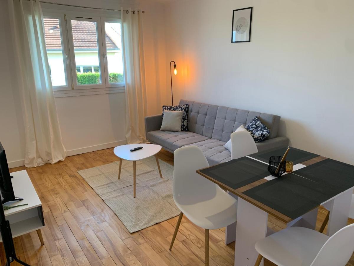 Lacolline-Ponthebert,Com - Appartement Entier Renove -Grand Parking Gratuit, Tout Equipe, Confortable, Netflix Et Amazon Prime Gratuits Et Illimites, Matelas Emma, Lave Linge, Vue Sur La Vallee, Rdc Exterior photo