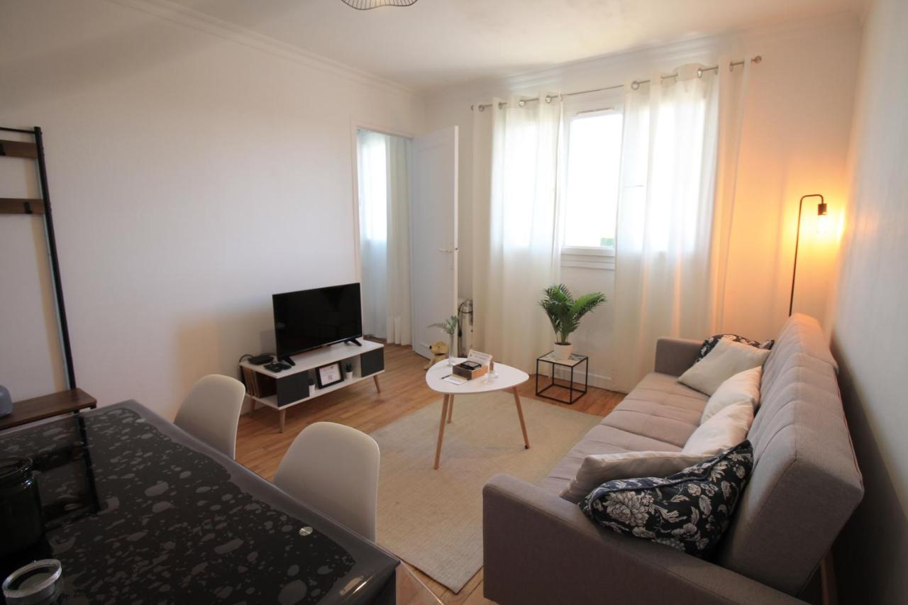 Lacolline-Ponthebert,Com - Appartement Entier Renove -Grand Parking Gratuit, Tout Equipe, Confortable, Netflix Et Amazon Prime Gratuits Et Illimites, Matelas Emma, Lave Linge, Vue Sur La Vallee, Rdc Exterior photo