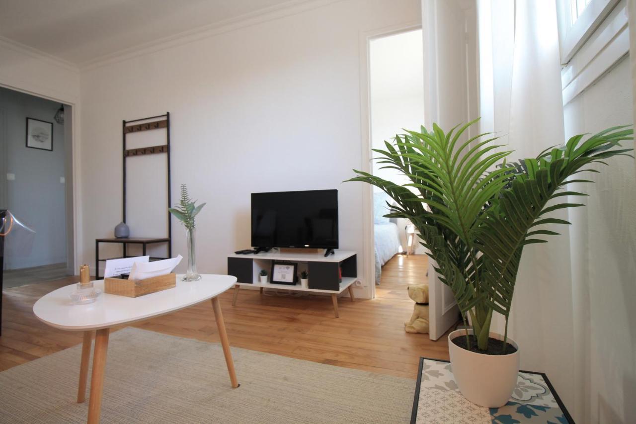 Lacolline-Ponthebert,Com - Appartement Entier Renove -Grand Parking Gratuit, Tout Equipe, Confortable, Netflix Et Amazon Prime Gratuits Et Illimites, Matelas Emma, Lave Linge, Vue Sur La Vallee, Rdc Exterior photo
