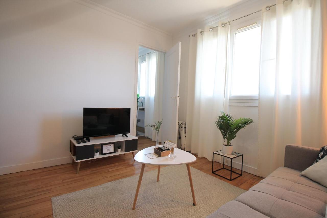 Lacolline-Ponthebert,Com - Appartement Entier Renove -Grand Parking Gratuit, Tout Equipe, Confortable, Netflix Et Amazon Prime Gratuits Et Illimites, Matelas Emma, Lave Linge, Vue Sur La Vallee, Rdc Exterior photo