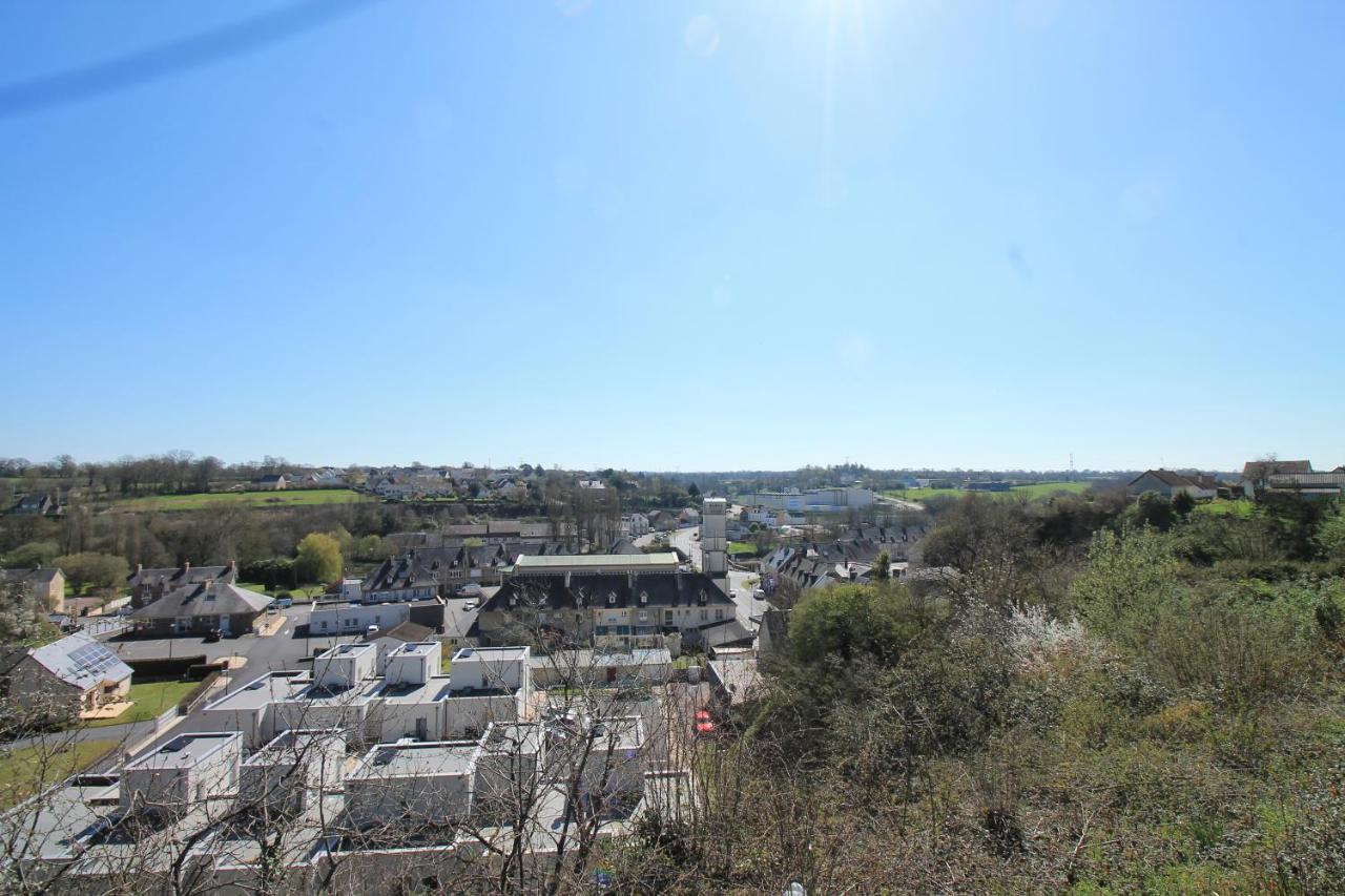 Lacolline-Ponthebert,Com - Appartement Entier Renove -Grand Parking Gratuit, Tout Equipe, Confortable, Netflix Et Amazon Prime Gratuits Et Illimites, Matelas Emma, Lave Linge, Vue Sur La Vallee, Rdc Exterior photo