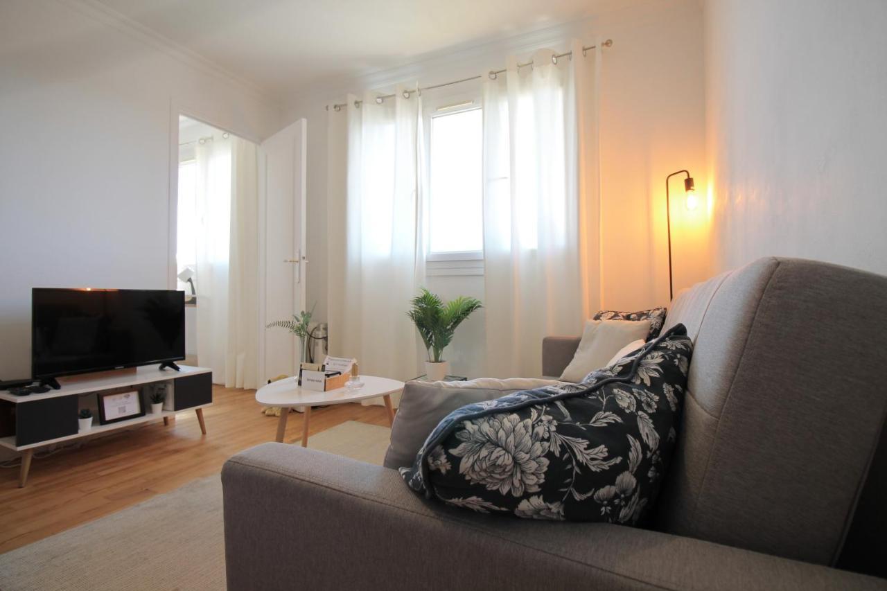 Lacolline-Ponthebert,Com - Appartement Entier Renove -Grand Parking Gratuit, Tout Equipe, Confortable, Netflix Et Amazon Prime Gratuits Et Illimites, Matelas Emma, Lave Linge, Vue Sur La Vallee, Rdc Exterior photo