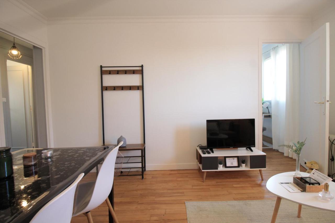 Lacolline-Ponthebert,Com - Appartement Entier Renove -Grand Parking Gratuit, Tout Equipe, Confortable, Netflix Et Amazon Prime Gratuits Et Illimites, Matelas Emma, Lave Linge, Vue Sur La Vallee, Rdc Exterior photo